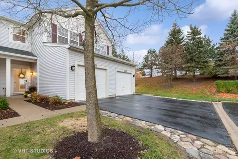 3162 Falling Waters Ln #0, Lindenhurst, IL 60046