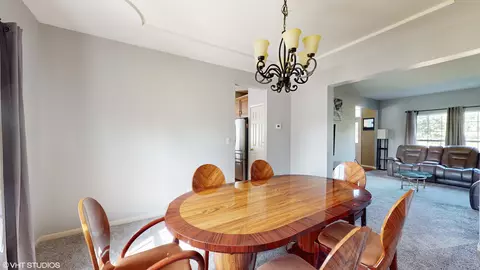 Dining - 26925 Ashgate Xing, Plainfield, IL 60585 photo 2 of 4