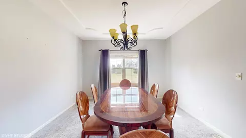 Dining - 26925 Ashgate Xing, Plainfield, IL 60585 photo 1 of 4