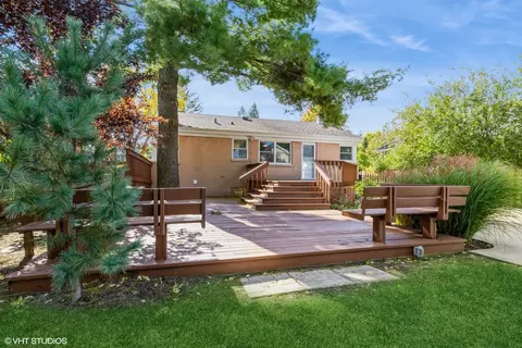 1446 Whitcomb Ave, Des Plaines, IL 60018 photo 16