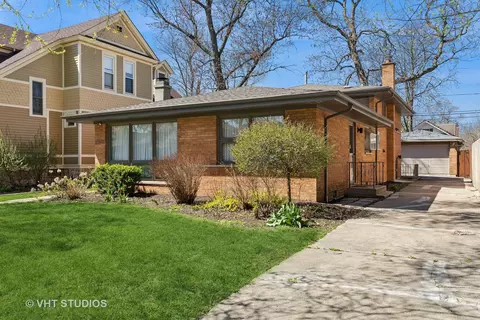10606 S Leavitt St, Chicago, IL 60643