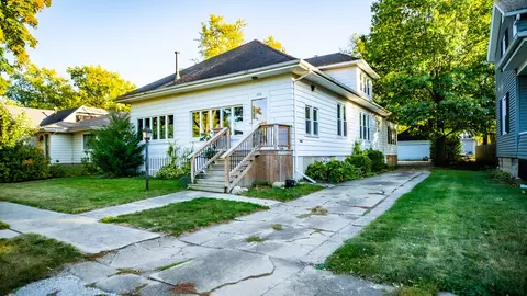 209 E Ash St, Fairbury, IL 61739