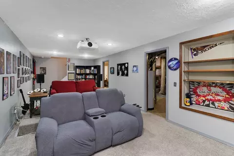 25 Gloucester Cir, Bloomington, IL 61704 photo 34