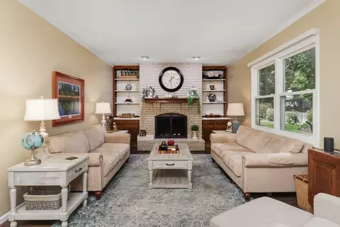 25 Gloucester Cir, Bloomington, IL 61704 photo 7