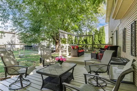 25 Gloucester Cir, Bloomington, IL 61704 photo 40