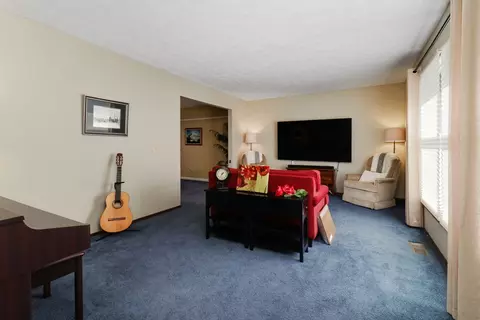 25 Gloucester Cir, Bloomington, IL 61704 photo 15