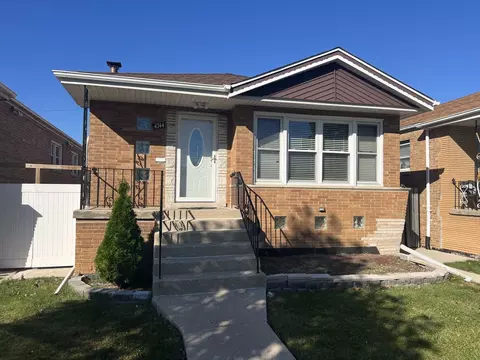 4744 S Lawler Ave, Chicago, IL 60638