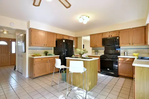 55 Meyerson Way, Wheeling, IL 60090 photo 10