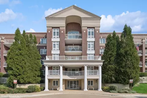 7011 W Touhy Ave #503, Niles, IL 60714