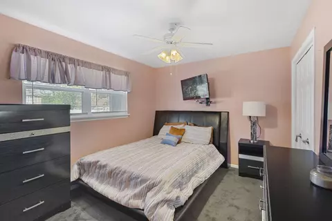 Bedroom - 25720 S Mccorkle Ave, Monee, IL 60449 photo 2 of 3