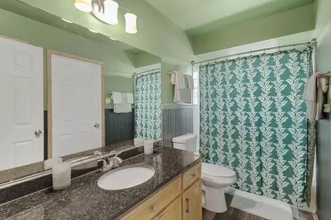 Bath - 25720 S Mccorkle Ave, Monee, IL 60449 photo 1 of 2