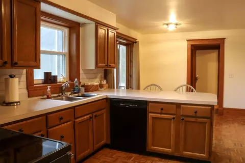 Kitchen - 13800 Rockwood Ct, Morrison, IL 61270 photo 1 of 3