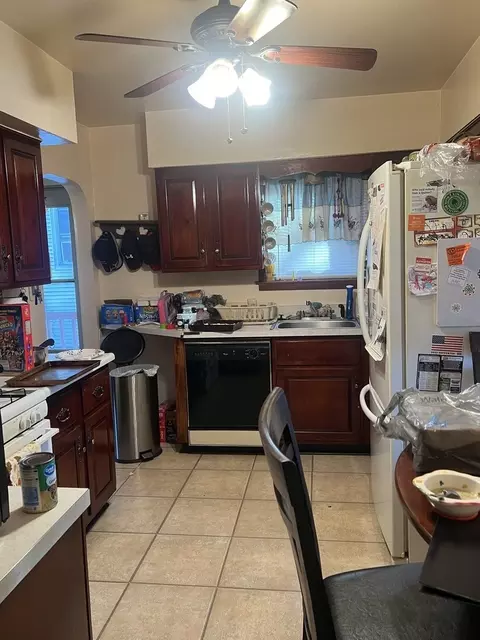 1284 S 5th Ave, Kankakee, IL 60901 photo 6