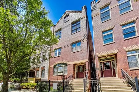 1352 W George St #T, Chicago, IL 60657