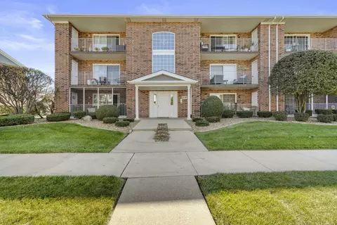 6739 White Tailed Ln #3E, Tinley Park, IL 60477