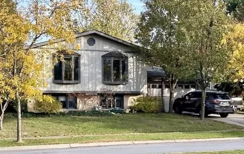 6253 Boca Rio Dr, Oak Forest, IL 60452