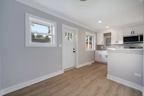 Entry Way - 17232 Roy St, Lansing, IL 60438 photo 1 of 1