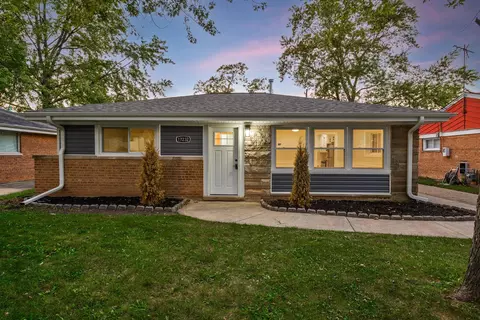 17232 Roy St, Lansing, IL 60438