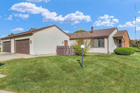1006 Laura Dr, Champaign, IL 61822