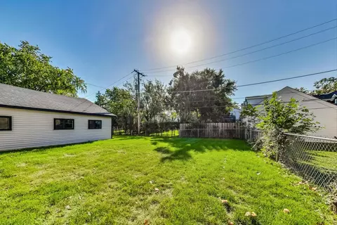 Exterior - 245 E Quincy St, Riverside, IL 60546 photo 4 of 8
