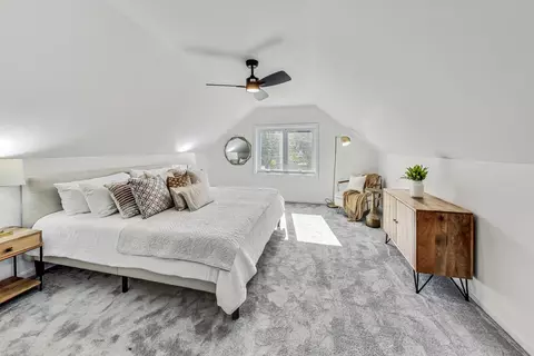 Bedroom - 245 E Quincy St, Riverside, IL 60546 photo 1 of 2