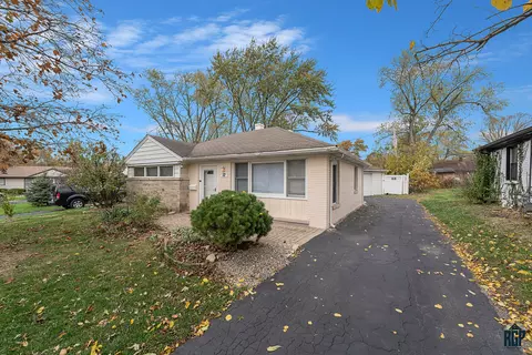 12 Marquette Pl, Park Forest, IL 60466