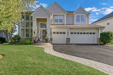 18765 W Westwood Pl, Lake Villa, IL 60046