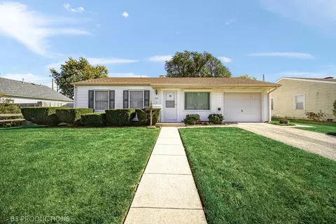 433 Laurel Ave, Romeoville, IL 60446