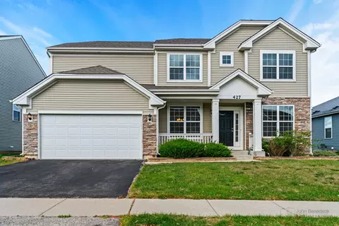 427 Minuet Cir, Volo, IL 60073