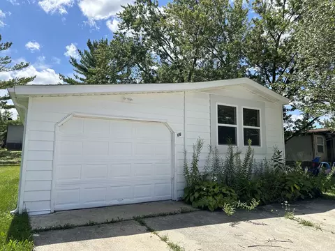 66 Candlegate Cir, Matteson, IL 60443