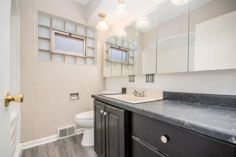 10620 S Lowe Ave, Chicago, IL 60628 photo 10