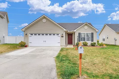 714 Lauterbur Ln, Champaign, IL 61822