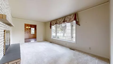 Living - 401 E Cedar Ln, Monticello, IL 61856 photo 1 of 7