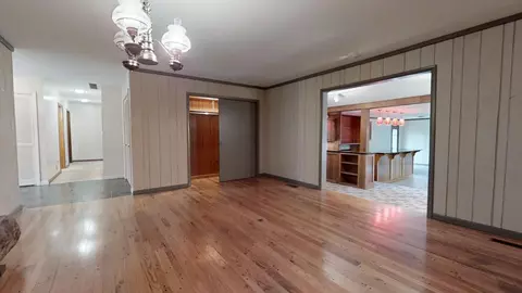 Other - 401 E Cedar Ln, Monticello, IL 61856 photo 2 of 8