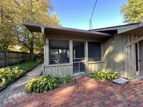 Exterior - 401 E Cedar Ln, Monticello, IL 61856 photo 3 of 10