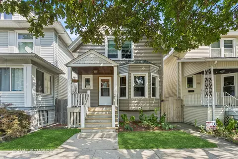 524 S Highland Ave, Oak Park, IL 60304