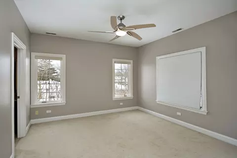 Bedroom - 562 Warwick Rd, Deerfield, IL 60015 photo 2 of 4