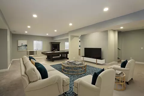 Living - 562 Warwick Rd, Deerfield, IL 60015 photo 3 of 3