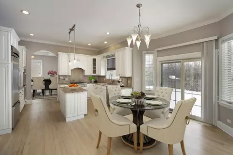 Dining - 562 Warwick Rd, Deerfield, IL 60015 photo 2 of 2
