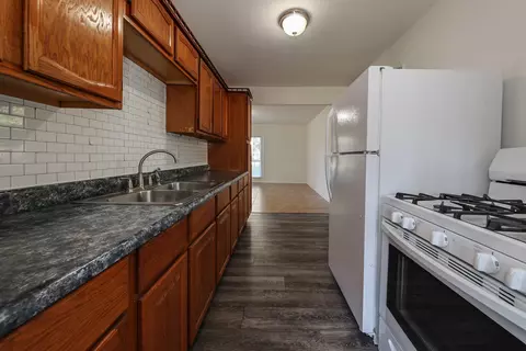 Kitchen - 1703 Innercircle Dr, Crest Hill, IL 60403 photo 2 of 2