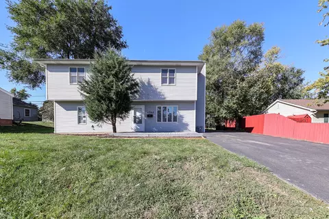 1703 Innercircle Dr, Crest Hill, IL 60403