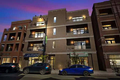 1442 W Belmont Ave #4E, Chicago, IL 60657
