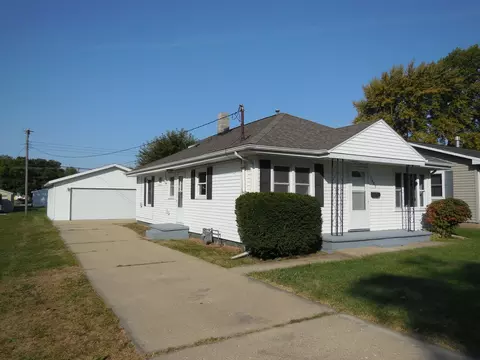 1809 17th Ave, Sterling, IL 61081