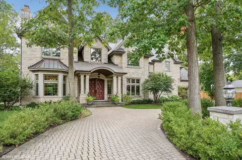 1133 Wildwood Ln, Glenview, IL 60025