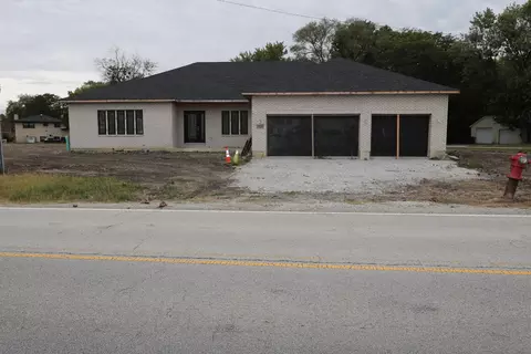 16330 Prince Dr, South Holland, IL 60473