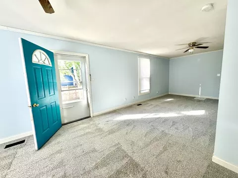 709 E Jackson St, Bloomington, IL 61701 photo 9