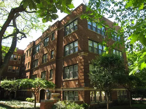 112 Lincoln Ave #3C, Riverside, IL 60546
