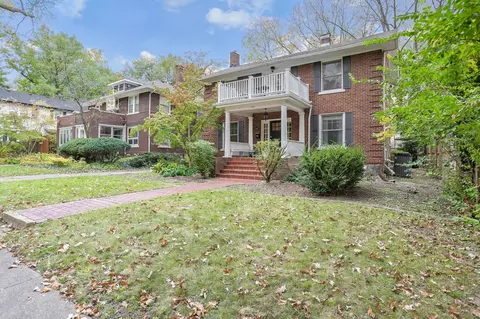 1105 S Busey Ave, Urbana, IL 61801