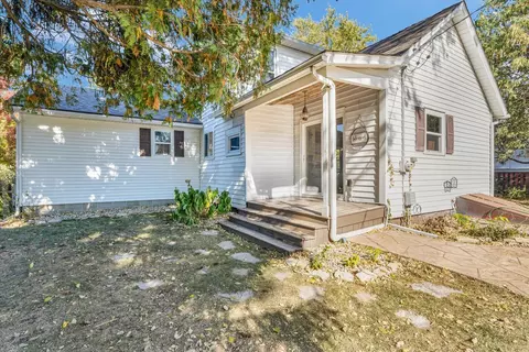 342 E Pells St, Paxton, IL 60957 photo 4