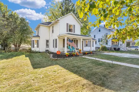 342 E Pells St, Paxton, IL 60957